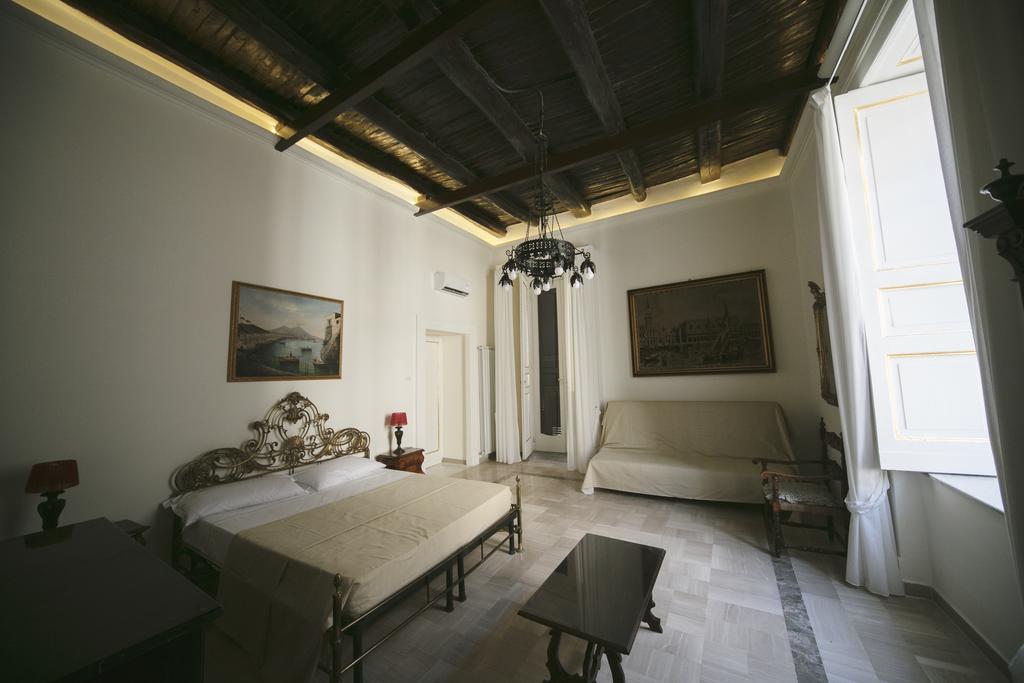 Area Angioina Suites Νάπολη Εξωτερικό φωτογραφία