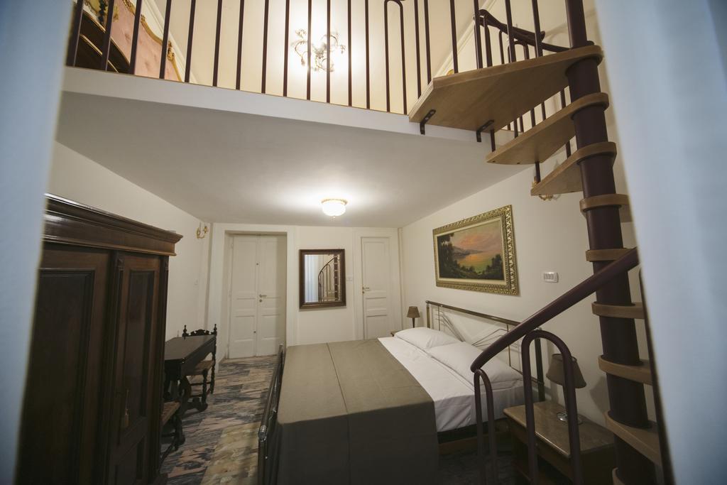 Area Angioina Suites Νάπολη Εξωτερικό φωτογραφία